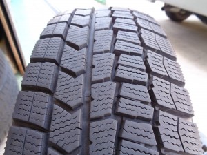 ダンロップ　ウィンターマックス02