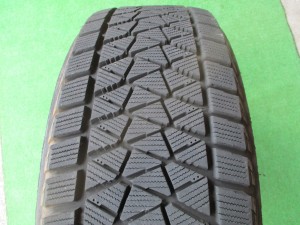 ブリヂストン　ブリザック　DM-V2