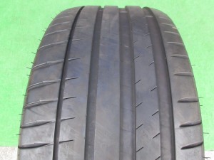 ミシュラン　パイロットスポーツ４ＺＰ