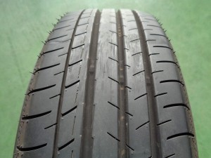 ヨコハマ　ブルーアースAE51