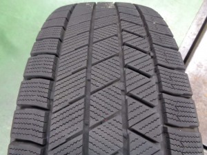 ブリヂストン　ブリザックVRX3