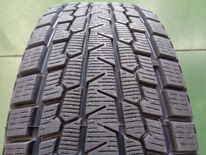 ヨコハマ　アイスガードSUV G075