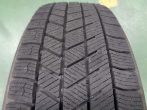 ブリヂストン　ブリザックVRX3