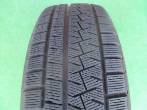 ピレリ　アイスアシンメトリコ