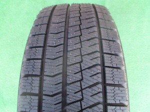 ブリヂストン　ブリザック　VRX2