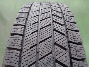 ブリヂストン　ブリザックVRX3