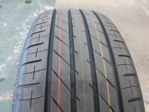 トーヨータイヤ　プロクセス　R60