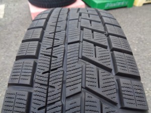 ヨコハマ アイスガードiG60