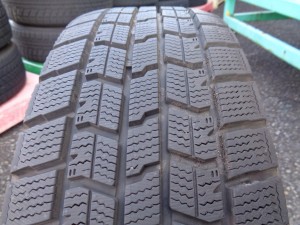 グッドイヤー アイスナビ7