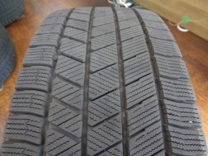 ブリヂストン ブリザック VRX3