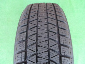 ブリヂストン　ブリザック　DM-V3