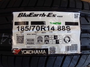 ヨコハマ ブルーアースES32
