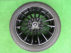 ピレリ　アイスアシンメトリコゼロ