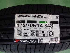 ヨコハマ　ブルアースES32