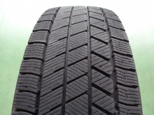 ブリヂストン　ブリザックVRX3