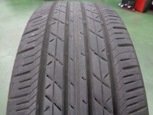 ブリヂストン　トランザER33　