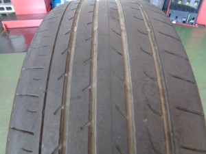 ヨコハマ　ブルーアースRV-03