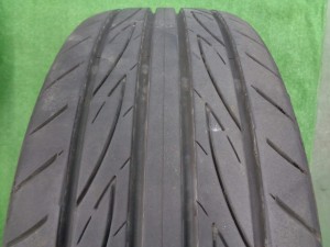 ヨコハマ　アドバンフレバ　V701