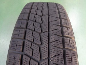 ヨコハマ　アイスガードIG70