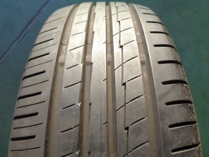 ヨコハマ　ブルーアースエース　AE50