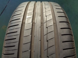 ヨコハマ　ブルーアースエース　AE50