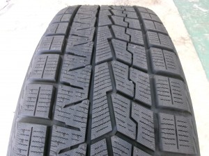 ヨコハマ　アイスガードIG70　