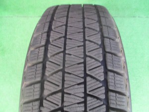 ブリヂストン　ブリザック　DM-V3