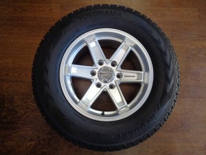 ヨコハマ アイスガードG075