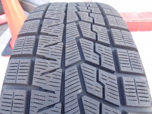 ヨコハマ アイスガードiG70