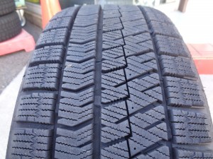 ブリヂストン ブリザック VRX2