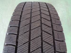 ブリヂストン　ブリザックVRX3