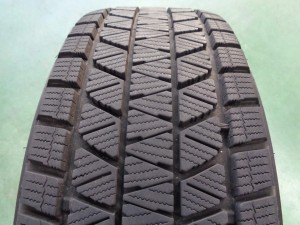 ブリヂストン　ブリザックDM-V3