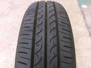 ヨコハマ　ブルーアースAE01