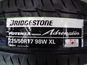 ブリヂストン　ポテンザ　アドレナリンRE004