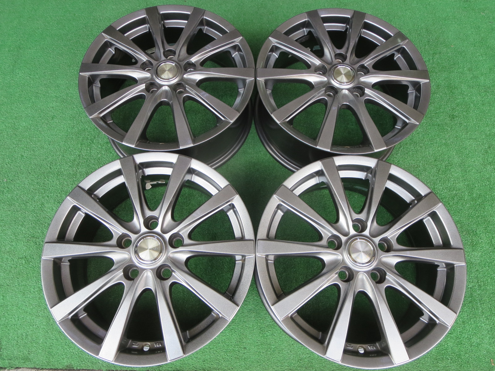 YFC GRASS グラス 社外ホイール 15インチ 4本 6J5HPCD114.3+53 トヨタ