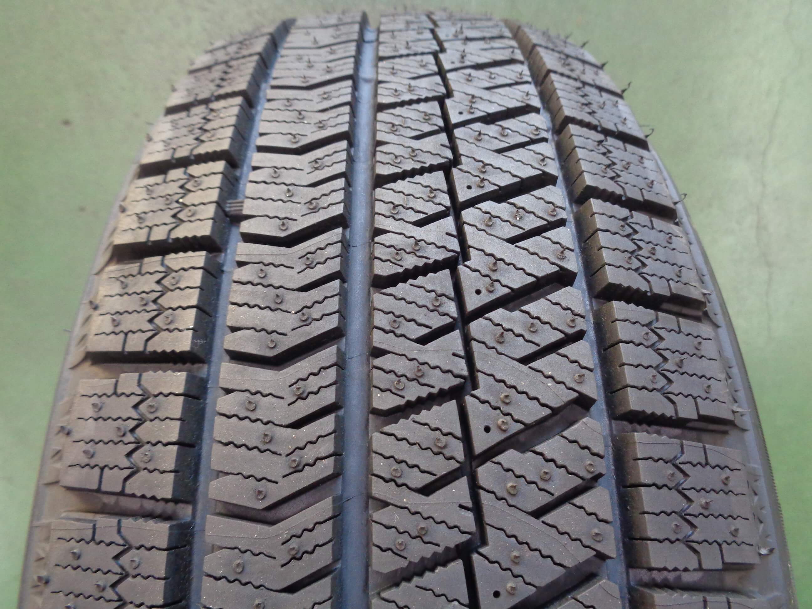 ブリヂストン ブリザックVRX2