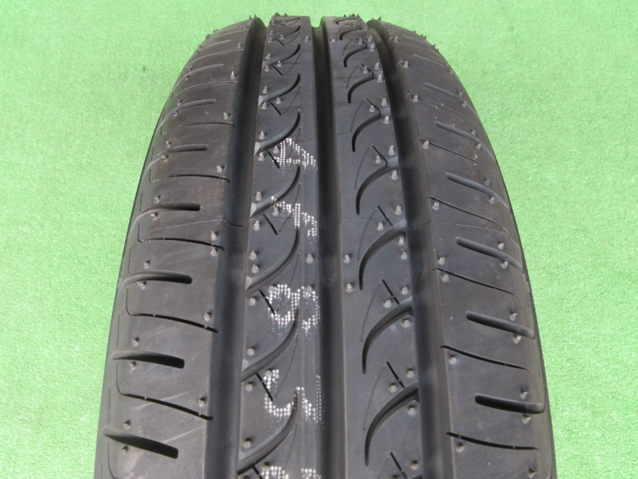 ■2025年製■ヨコハマ　ブルーアースAE-01F　185/70R14 4本 楽天市場】185／70r14 ブルーアースの通販