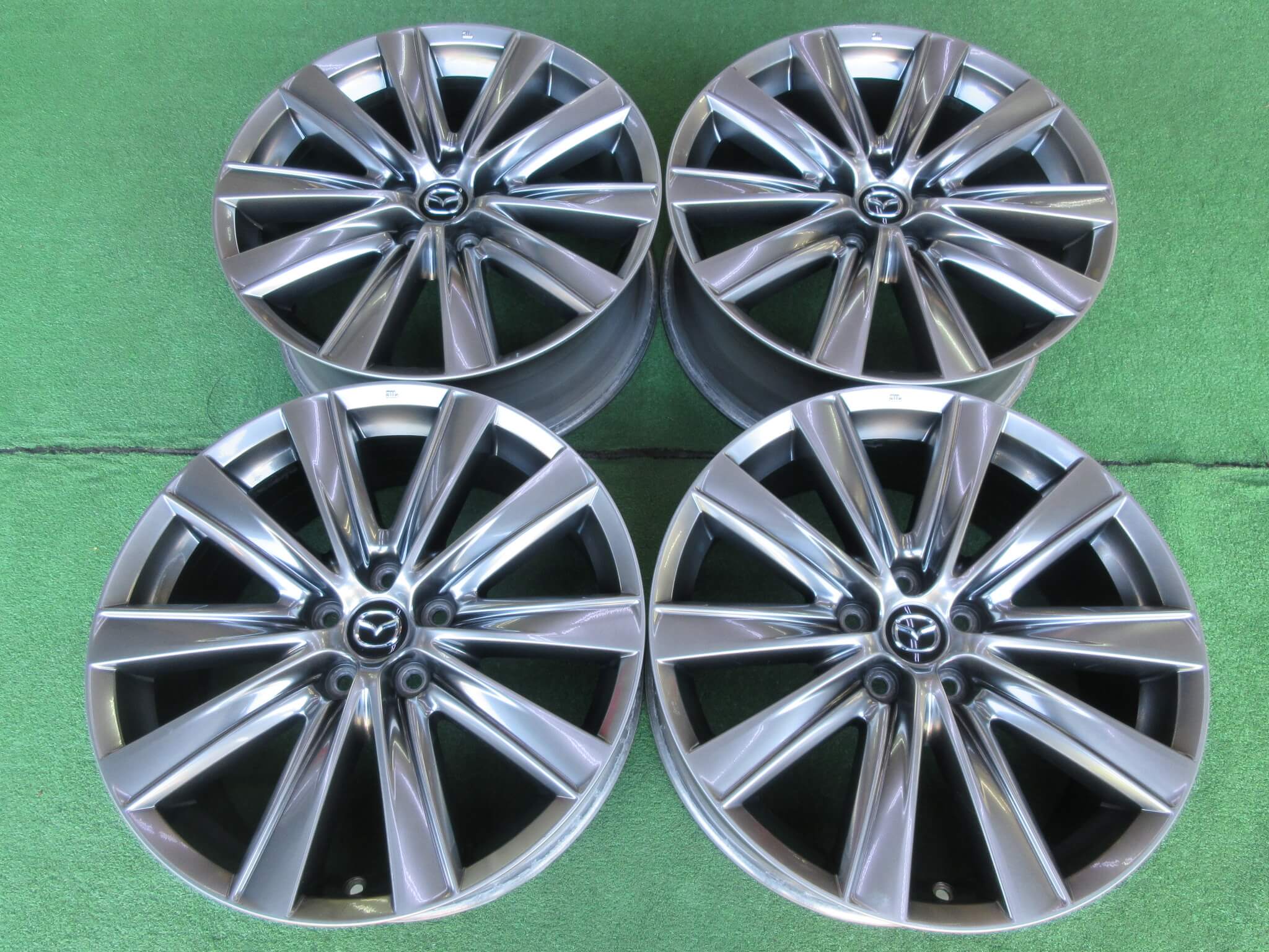 19インチ タイヤ・ホイールセット ブリヂストン マツダ6純正 美品バリ溝】マツダ6 MAZDA6 Lパッケージ 純正 19in 7.5J+45