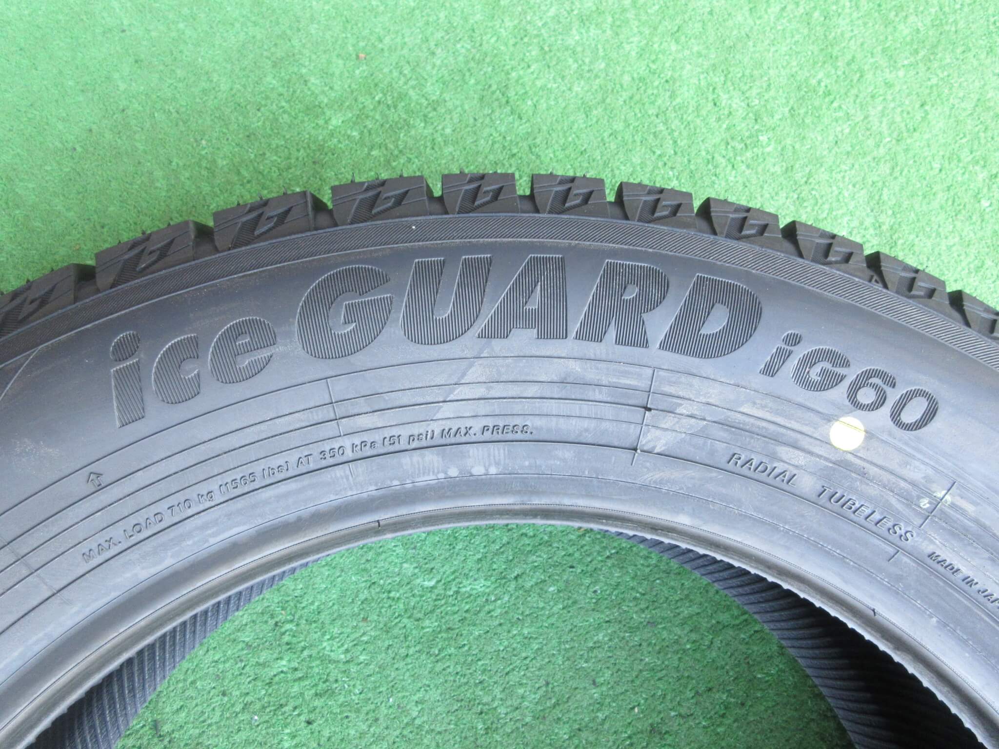 ヨコハマ アイスガードIG60