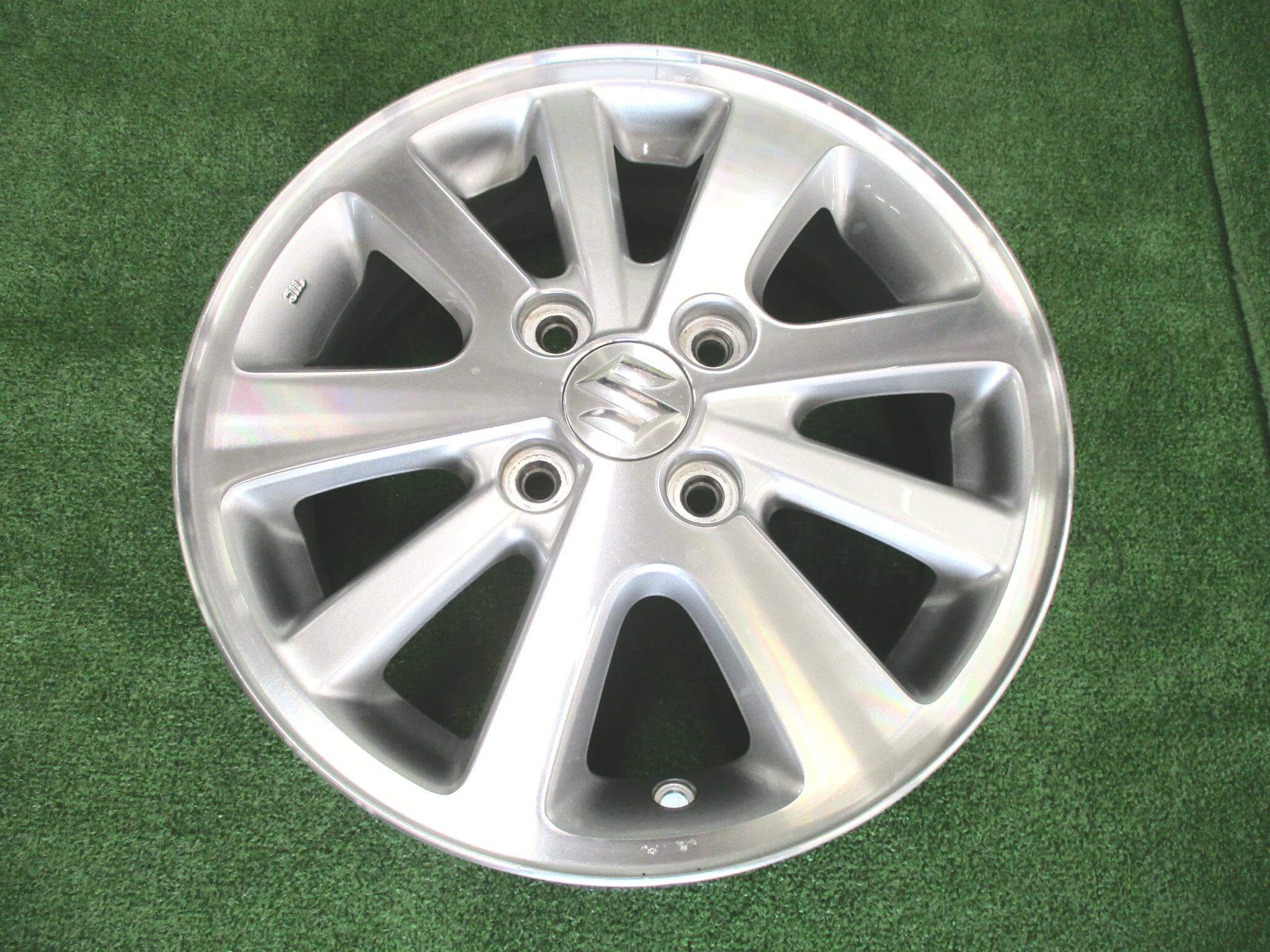 スズキ　エブリィワゴン　純正アルミホイール　タイヤ付き SUZUKI エブリイワゴン純正ホイール | 中古品 | アップガレージ