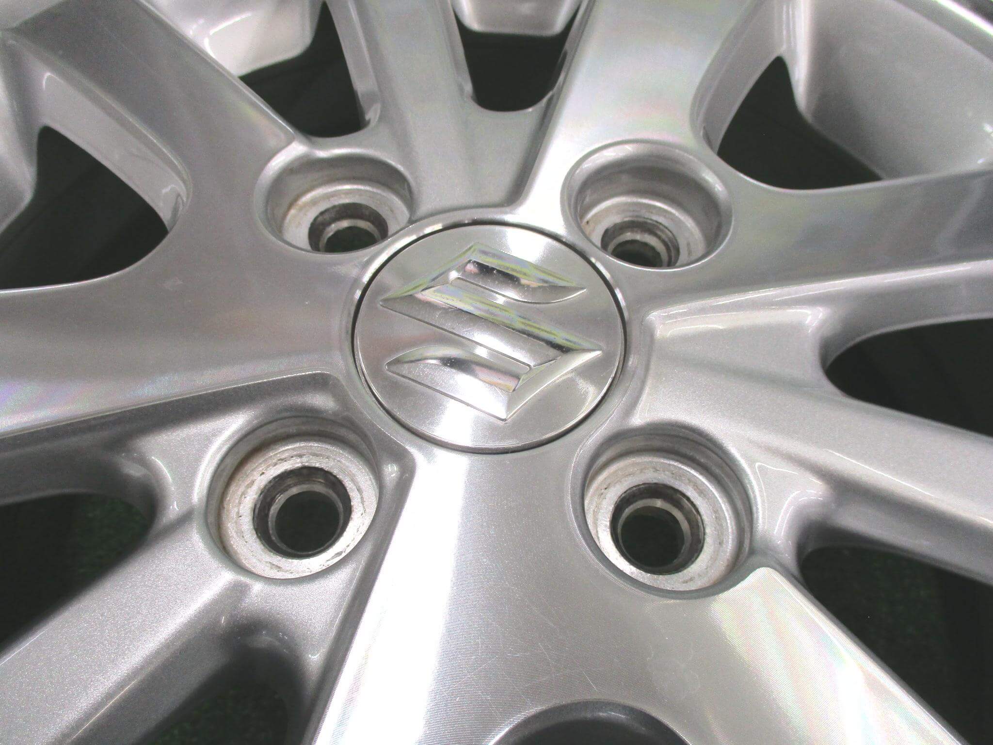 スズキ　エブリィワゴン　純正アルミホイール　タイヤ付き スズキ(純正) エブリィワゴン用(DA17W)アルミホイル&タイヤ の