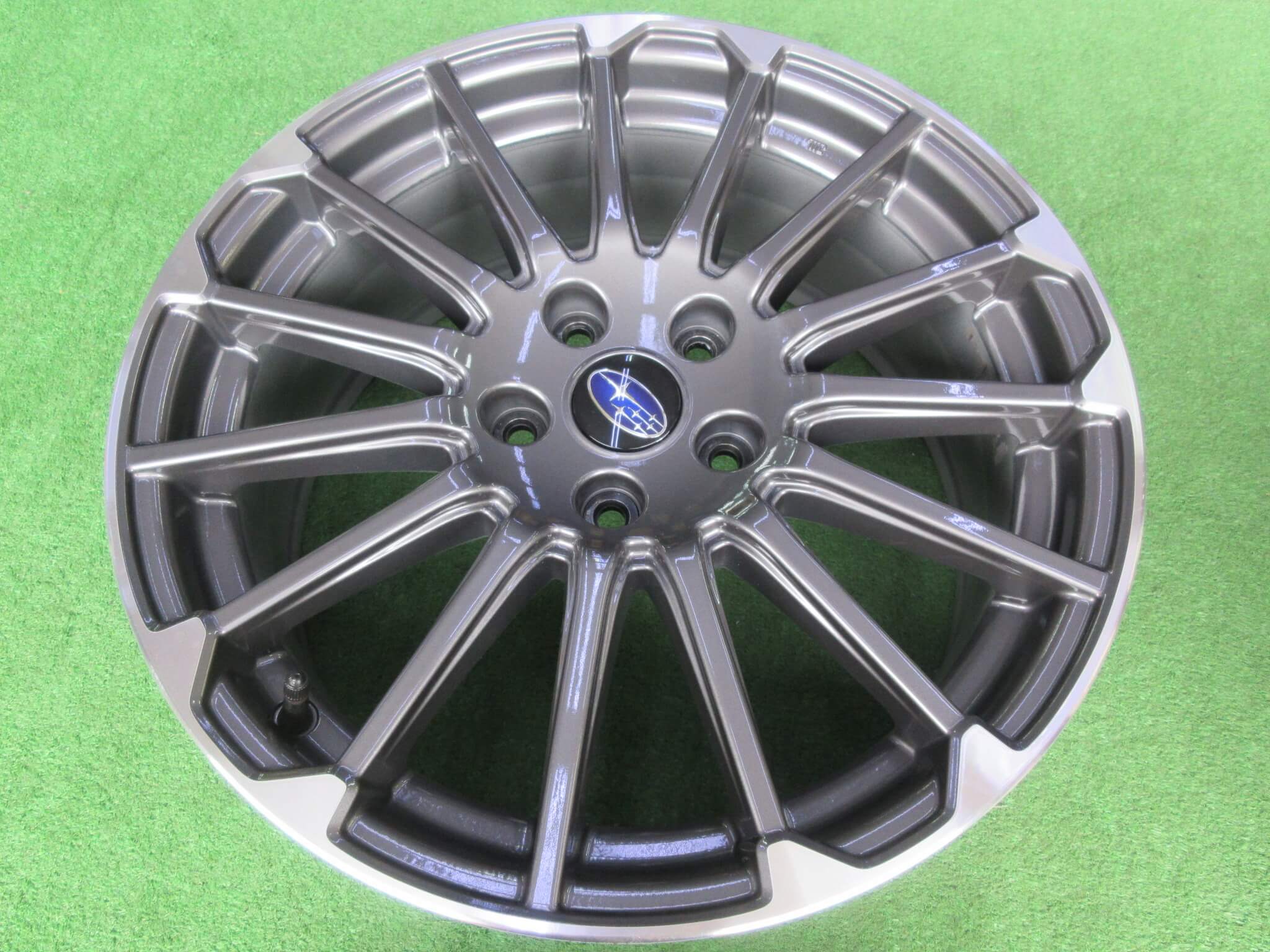 スバル　レヴォーグsti 純正ホイール スバル VM レヴォーグ STI 純正 ENKEI製 18in 7.5J +55 PCD114.3