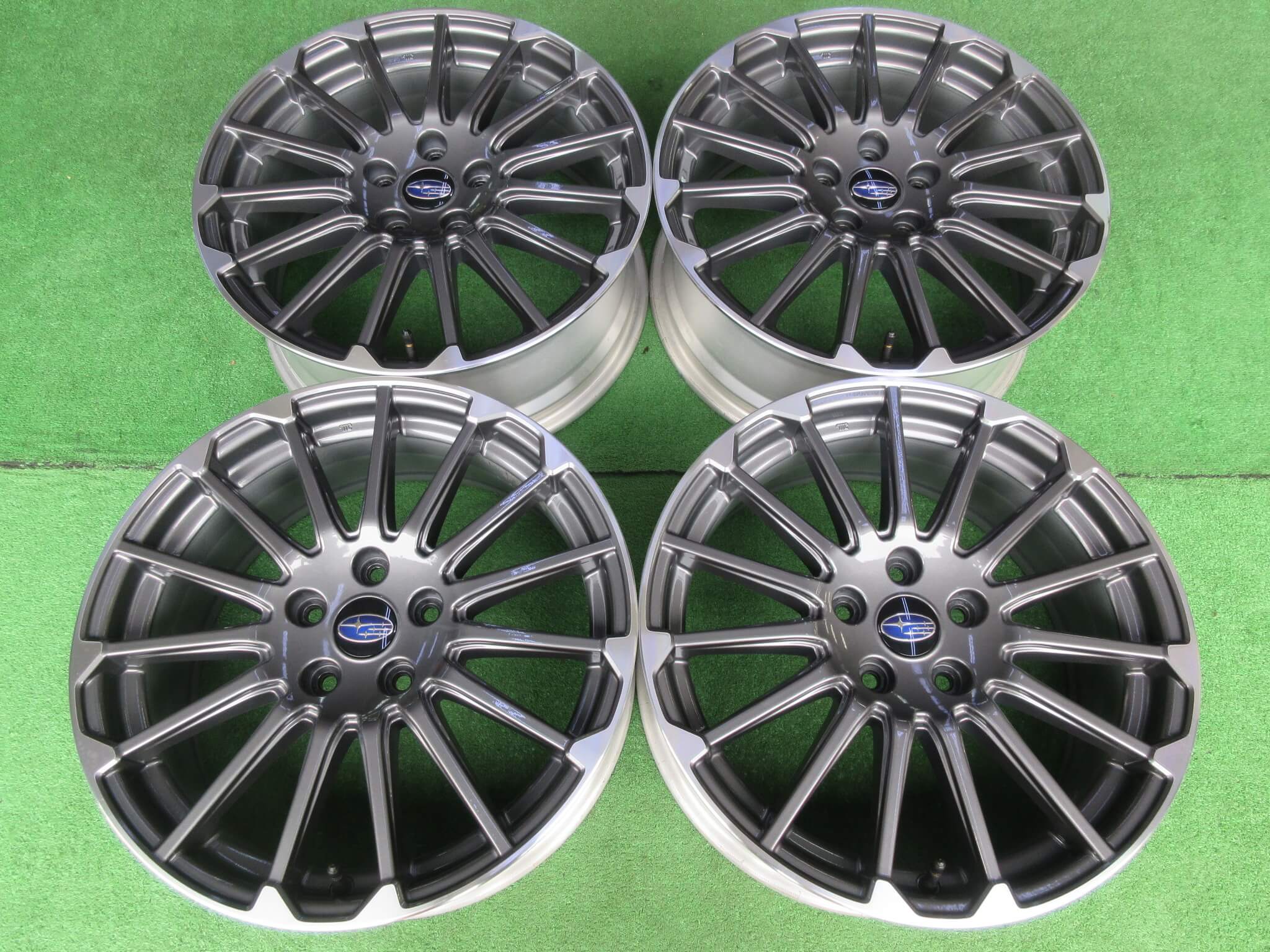 スバル VMレヴォーグSTI純正ホイール