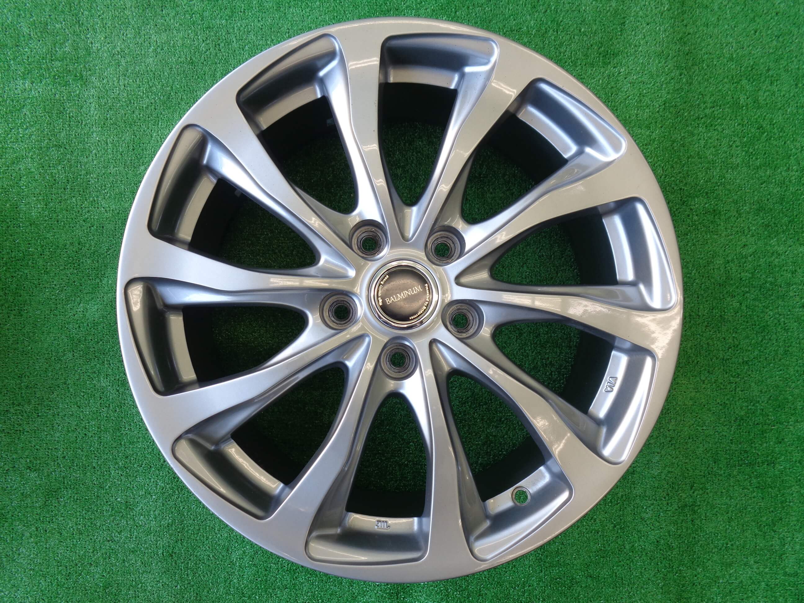 まさちん1/2 16インチホイール BS バルミナTR10 楽天市場】【アルミ単品4本セット】【16インチ】【BRIDGESTONE