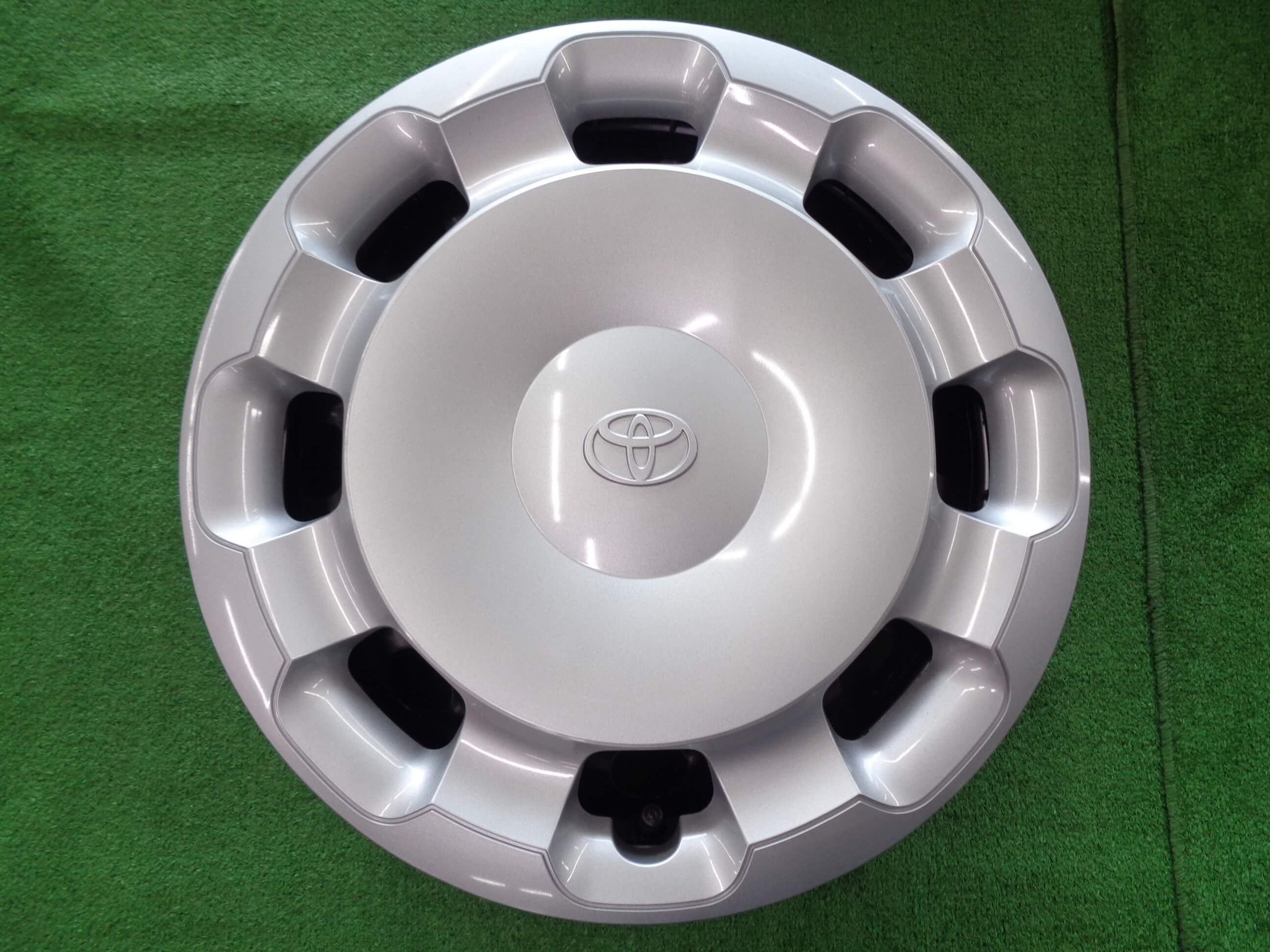 ★鬼武者★②新型シエンタ　10系　純正スチールホイール　2本のみ ☆鬼武者☆②新型シエンタ 10系 純正スチールホイール 2本のみ