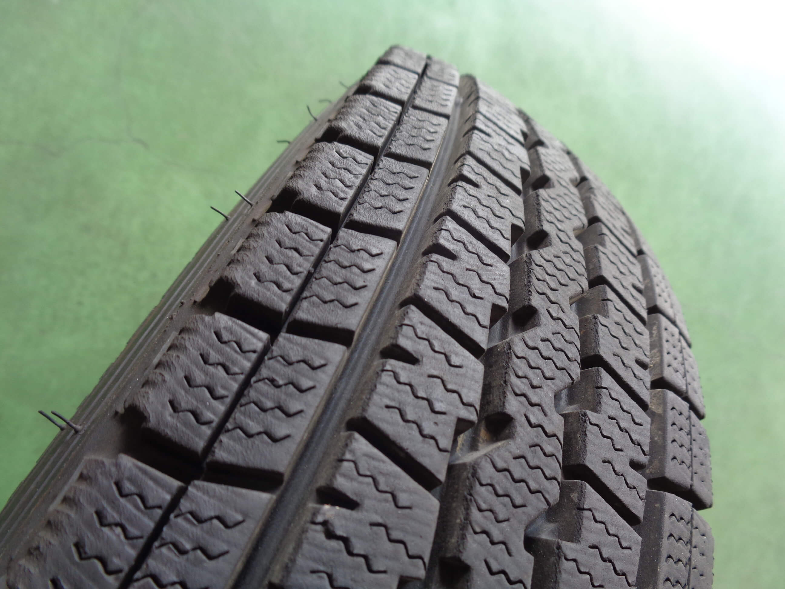 2019年製造！ダンロップ ウィンターマックス SV01 145R12 6PR 新品4本セット 2025年製造ダンロップ WINTER MAXX SV01 145R12 6PR 4本