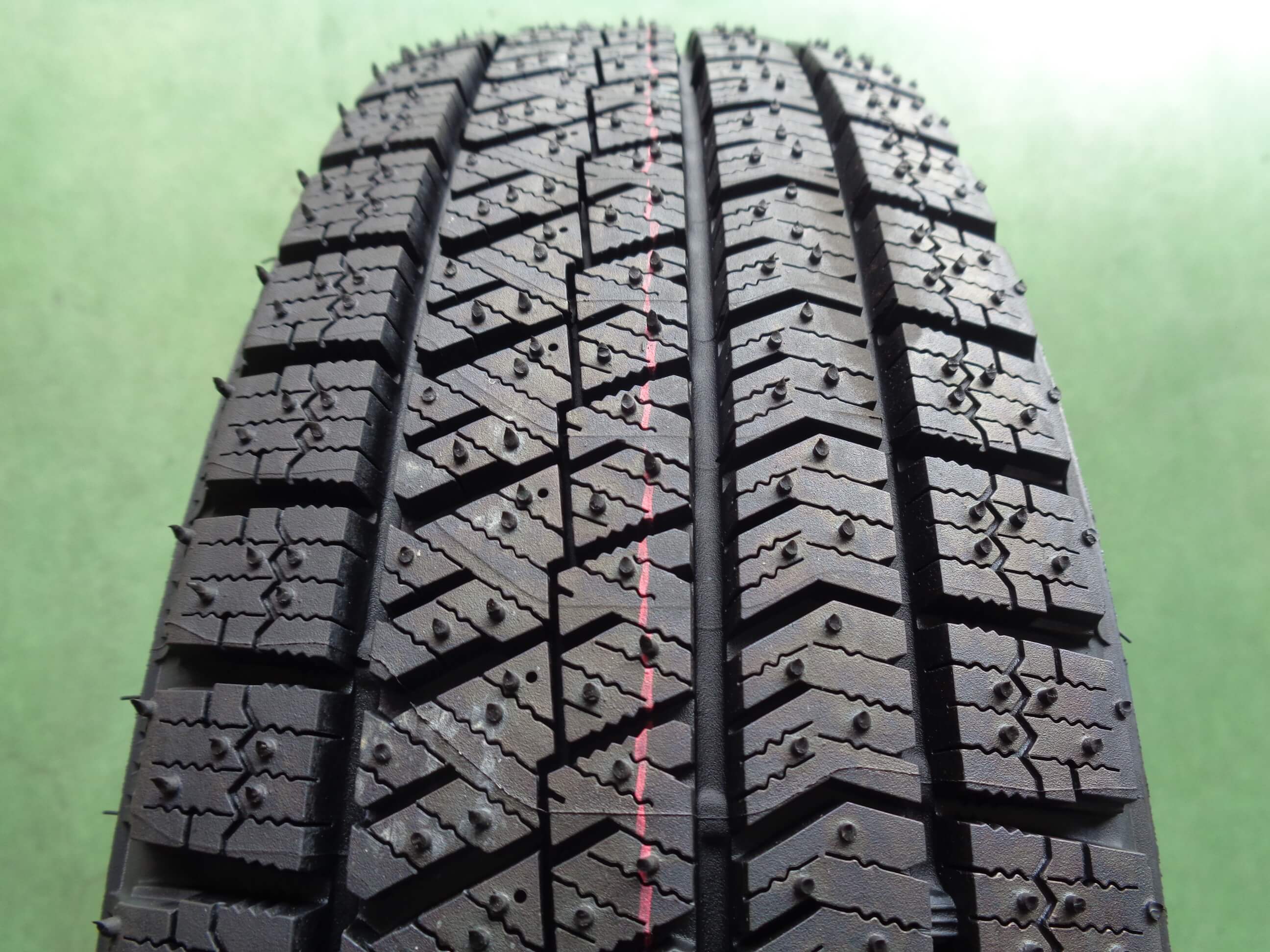 235/40/19 ブリヂストン VRX2 倉庫保管 235/40/19 ブリヂストン VRX2 倉庫保管 235/40/19 ブリヂストン