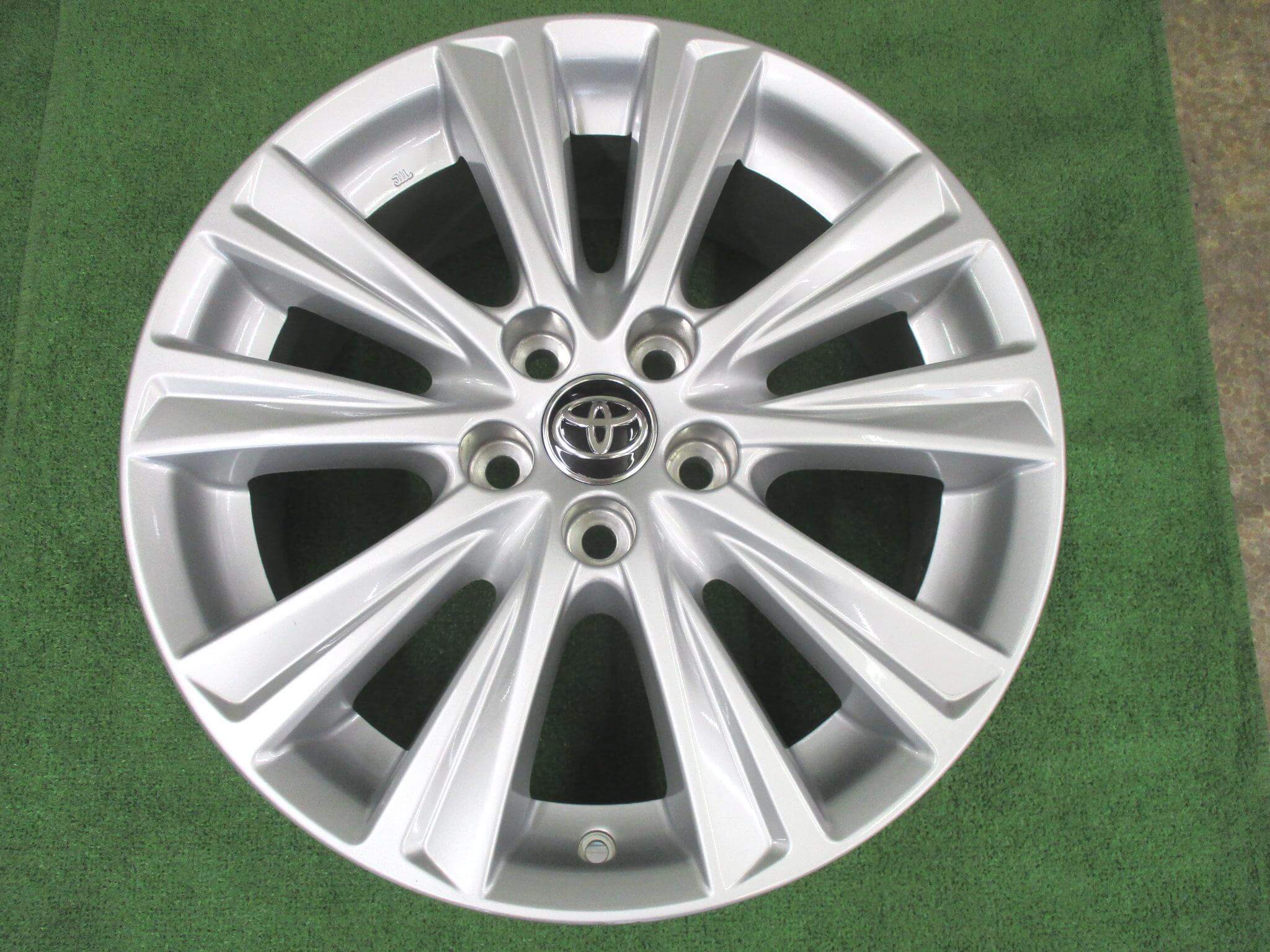 トヨタ 30系アルファード純正