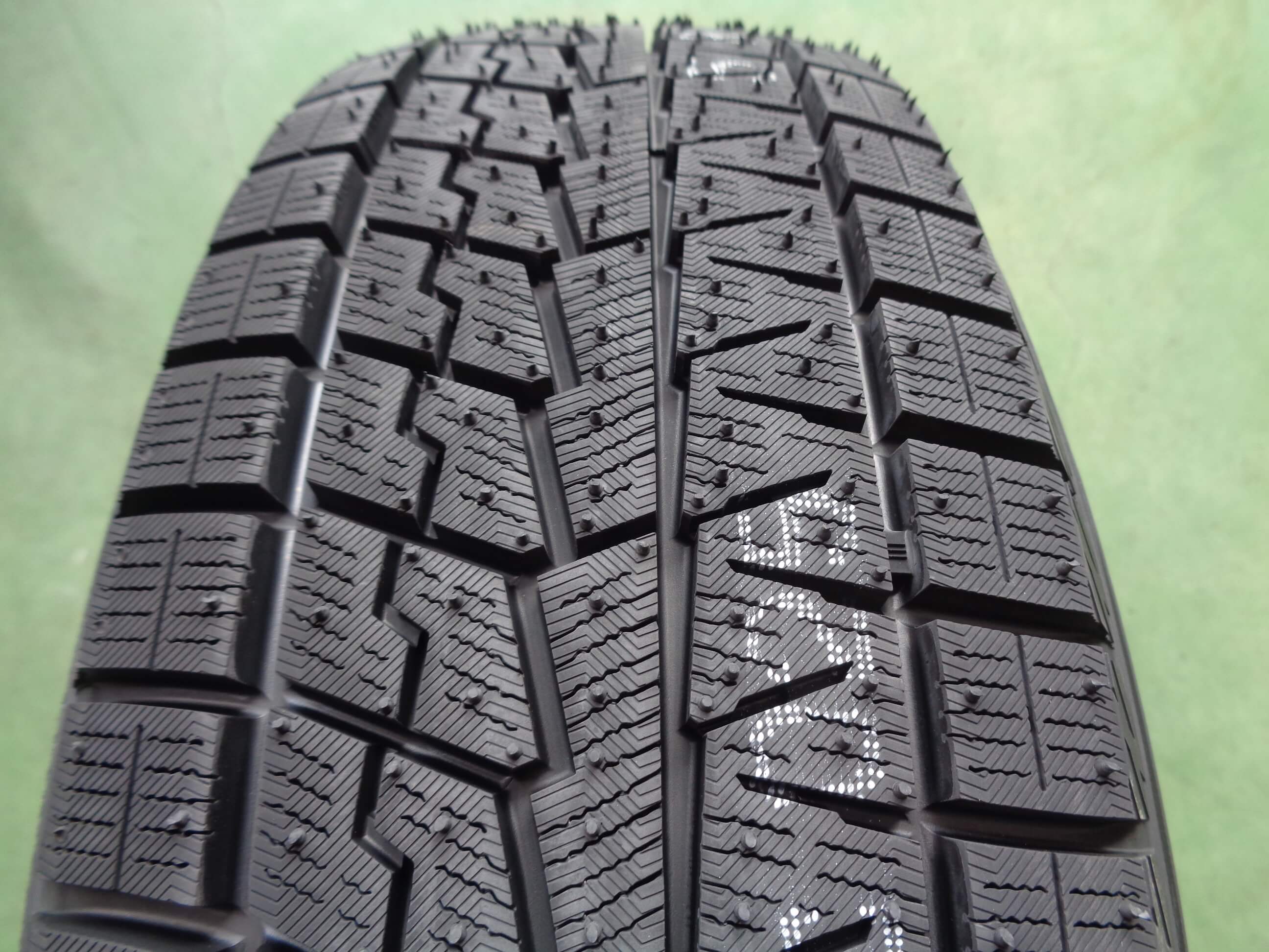 ヨコハマ アイスガードIG70