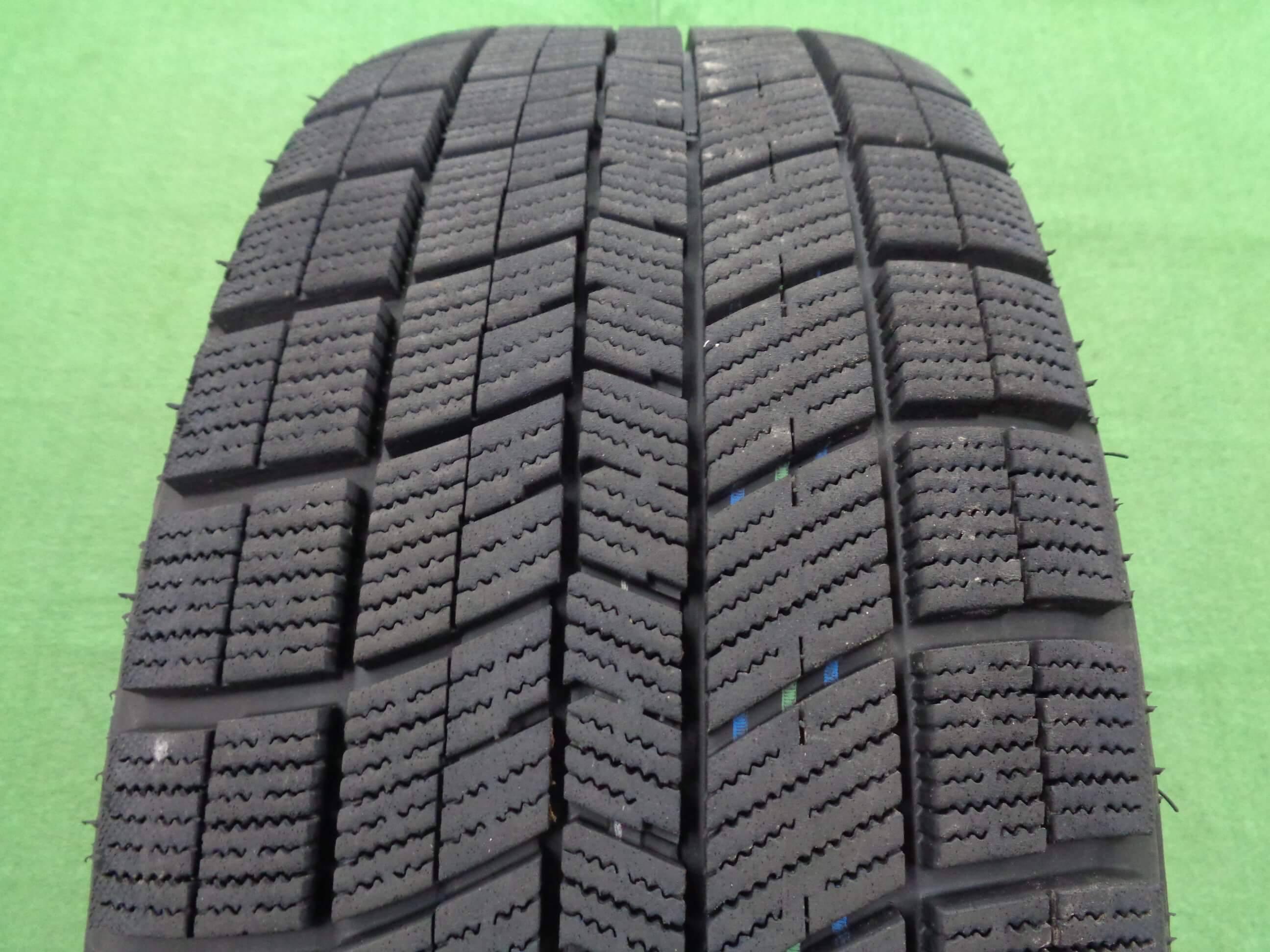 ★バリ山 215/45R17 ナンカング アイスアクティバ AW1 22年製2本 ☆バリ山 215/45R17 ナンカング アイスアクティバ AW1 22年製2本